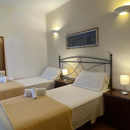 Holiday Suite Roma روما